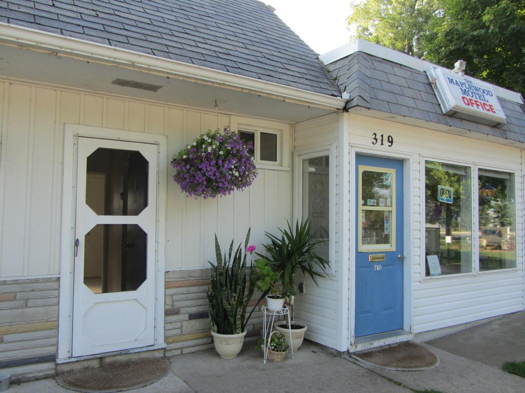 The Maplewood Motel Port Elgin Eksteriør billede