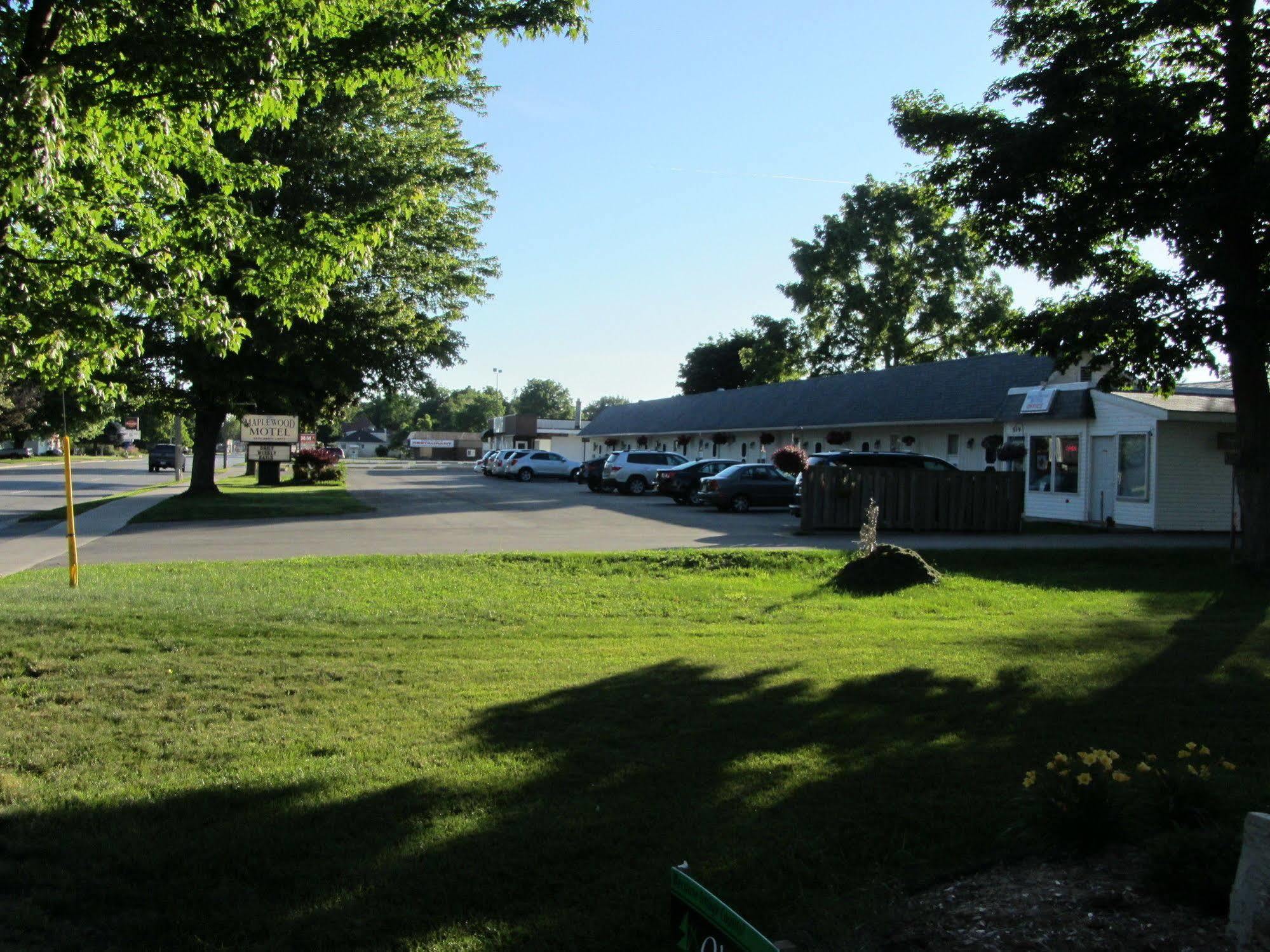 The Maplewood Motel Port Elgin Eksteriør billede
